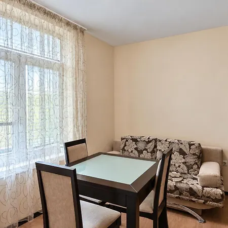 Budget Next To Sea Garden And Апартаменти Варна